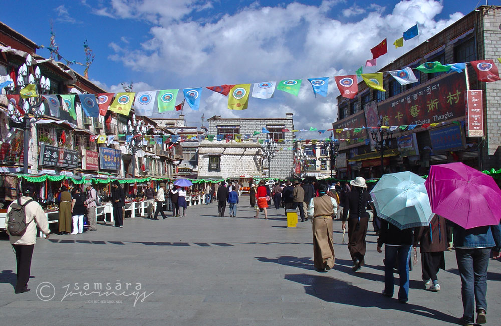 Lhasa: Monasteries & Palaces